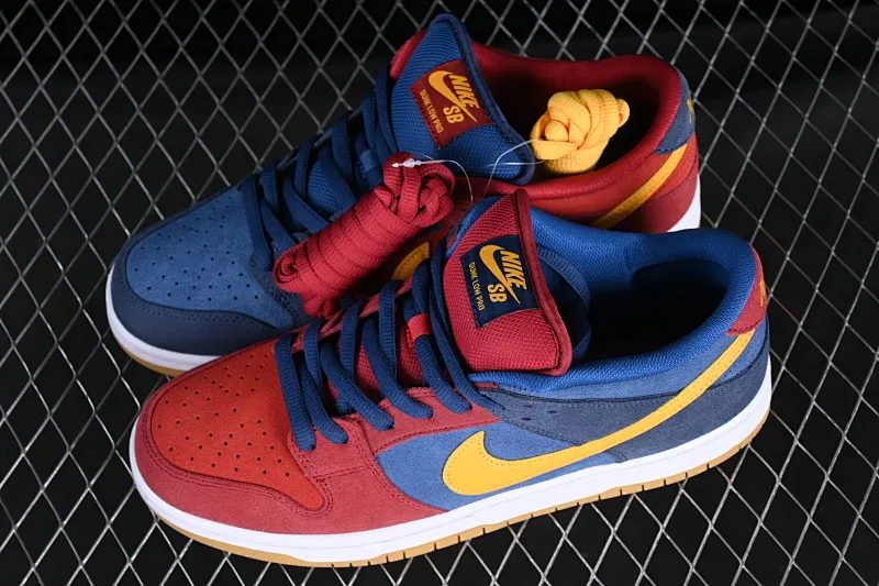 All categories Nk SB Dunk series Nk SB Dunk Low low-top skate shoes J version Nk SB Dunk Low "Barcelona" Barcelona dress color Dunk series retro low-top skate shoes DJ0606-400